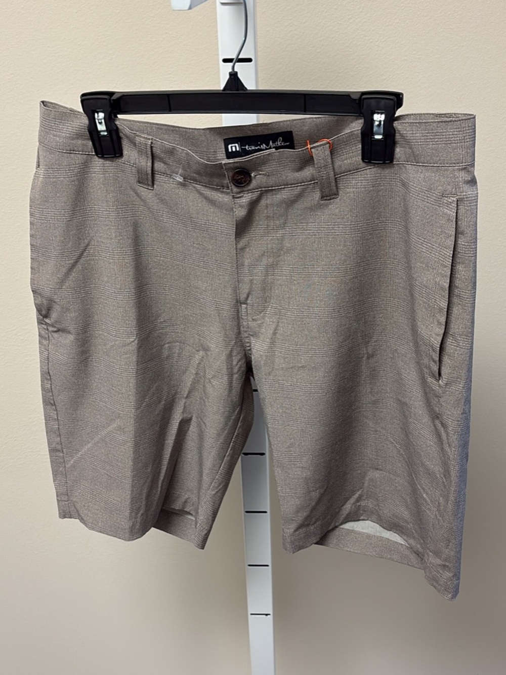Travis Mathew Men's Plaid Tan Shorts NEW no tag